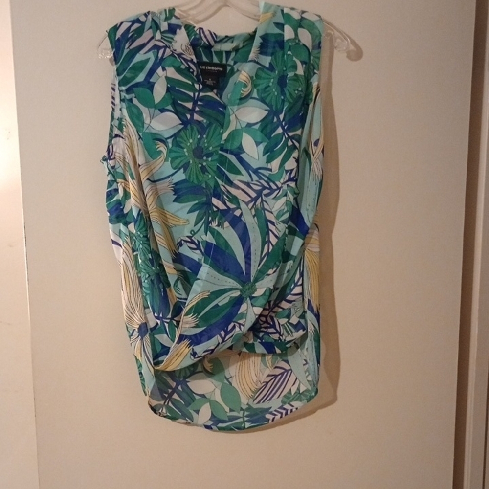 Floral Sleeveless Blouse